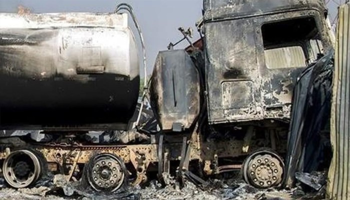 ​নাইজেরিয়ায় জ্বালানি ট্যাঙ্কারে ভয়াবহ বিস্ফোরণ, নিহত ৩৮