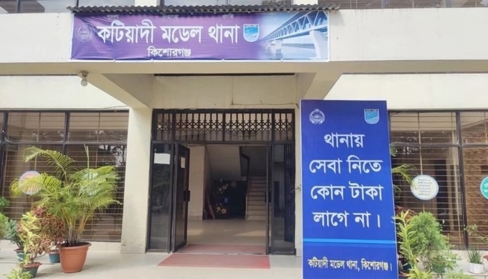 ​কিশোরগঞ্জে পানিতে চাপা দিয়ে শিশুকে হত্যা করলেন মা