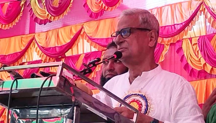 ​বন্ধু বন্ধু ভোট করব, যে নির্বাচিত হবে মেনে নেব : ফারুক