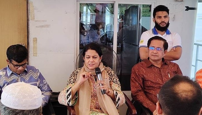 ​নদী বাঁচলে পরিবেশও টিকে থাকবে: রিজওয়ানা হাসান