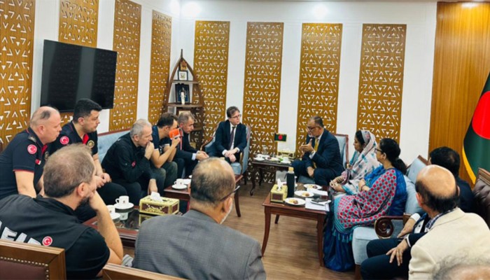 ​বিমানবন্দরের অগ্নিকাণ্ডের কারণ অনুসন্ধানে ঢাকায় তুরস্কের বিশেষজ্ঞ দল