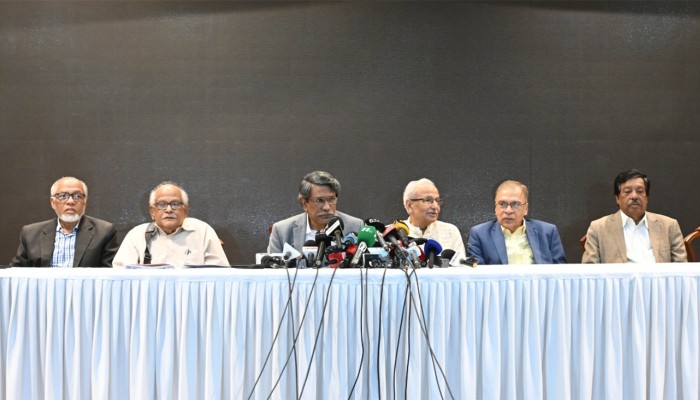 নির্বাচনের দিন বা আগে গণভোটের সুপারিশ ​ঐকমত্য কমিশনের