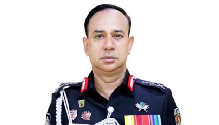 ​র‍্যাবের সাবেক ডিজি হারুন পরিবারের দেশত্যাগে নিষেধাজ্ঞা