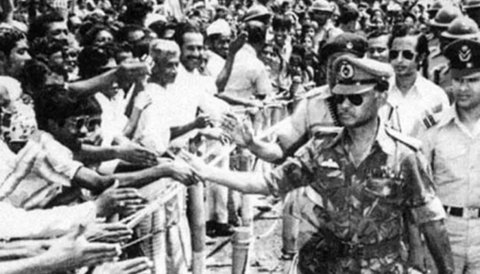 ঐতিহাসিক জাতীয় বিপ্লব ও সংহতি দিবস আজ