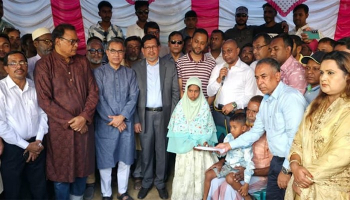 ​পাবনার এতিম দুই শিশুর দায়িত্ব নিলেন তারেক রহমান