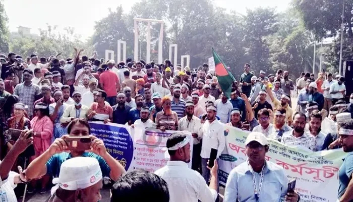 প্রাথমিক শিক্ষকদের কর্মবিরতি শুরু, ৬৫ হাজার স্কুলে ক্লাস বন্ধ