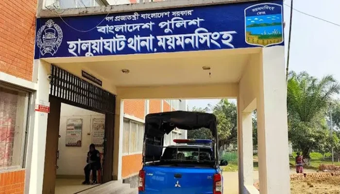 ​ময়মনসিংহে ঘর থেকে বাবা-মেয়ের গলাকাটা মরদেহ উদ্ধার