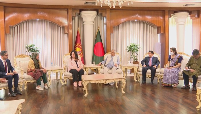 ​তরুণদের নেতৃত্বে নতুন জাগরণ ঘটেছে