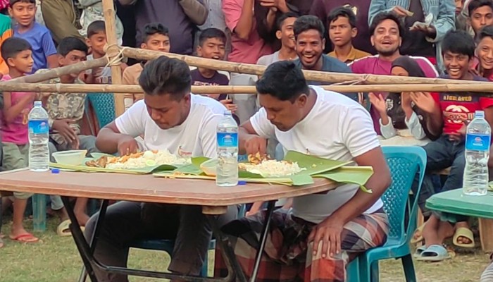 ​ঘোড়াঘাটে 'হাঙর' প্রতিযোগিতা