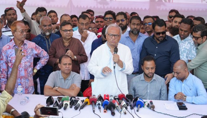 ​বিএনপি এখনও ইউনূস সরকারের প্রতি আস্থাশীল : রিজভী