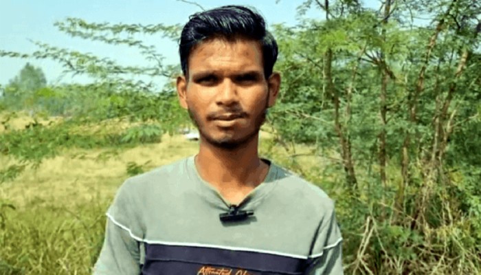 কৃষকের কামড়ে সাপের মৃত্যু!