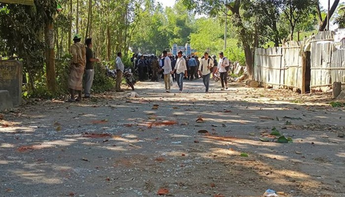 ​লামায় ইটভাটা অভিযানে সংঘর্ষে আহত ৫৭, গ্রেপ্তার ৫