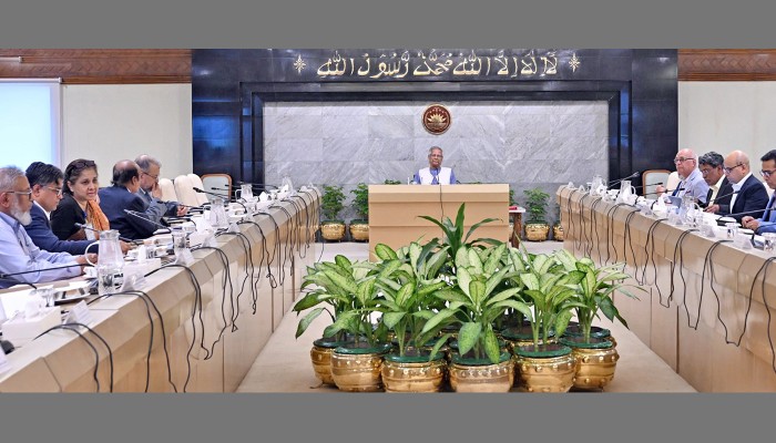 ​ভূমিকম্পের প্রস্তুতি নিয়ে প্রধান উপদেষ্টার জরুরি বৈঠক