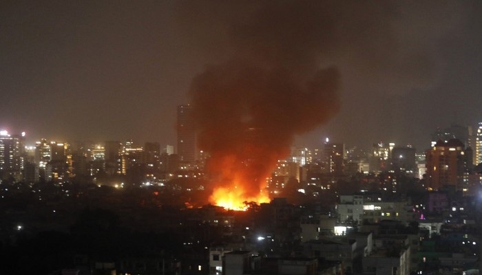 ​পুড়ে ছাই কড়াইলের বহু ঘর