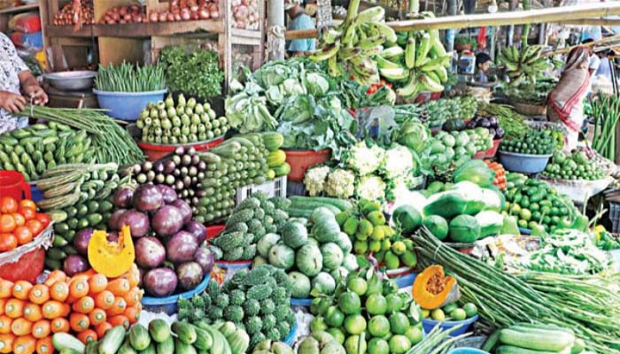 সরবরাহ বাড়লেও দাম কমছে না সবজির