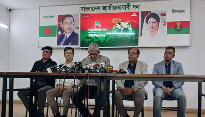 ​খালেদা জিয়াকে বিদেশে নেওয়ার মতো অবস্থা নেই: ফখরুল