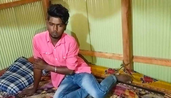 তৃতীয় বিয়ের করায় স্বামীকে শিকলে বেঁধে রাখলেন স্ত্রী