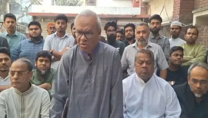 খালেদা জিয়ার অসুস্থতায় সারাদেশের মানুষ উদ্বিগ্ন: রিজভী