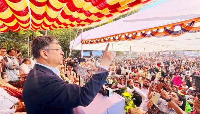 ​শেখ হাসিনা দেশের অস্তিত্বে বিশ্বাস করেননি : সালাহউদ্দিন