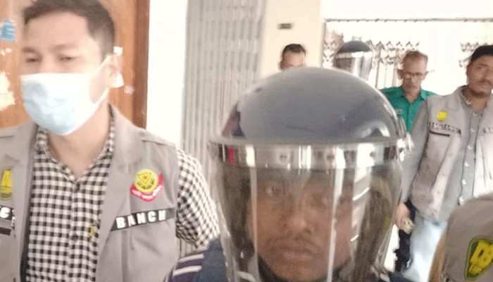 ওসমান হাদিকে গুলি: ফয়সালের সহযোগী কবির ৭ দিনের রিমান্ডে