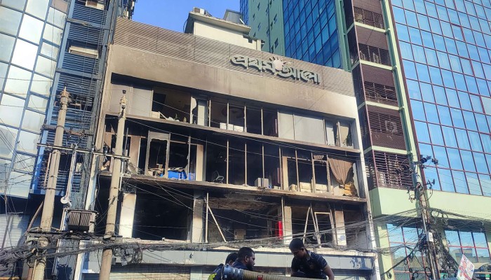 যত দ্রুত সম্ভব অনলাইন ও পত্রিকার প্রকাশ শুরু হবে : প্রথম আলো