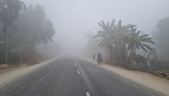 ​তেঁতুলিয়ায় হাড় কাঁপানো শীত