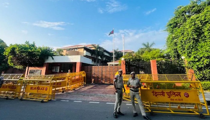 দিল্লির বাংলাদেশ হাইকমিশনে ভিসা সেবা স্থগিত