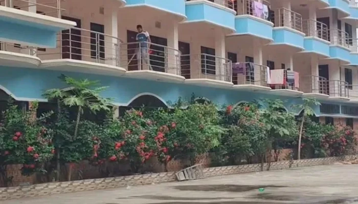 ​কুয়াকাটায় ৩ লাখ পর্যটক আগমনের আশা, নতুন সাজে হোটেল-মোটেল