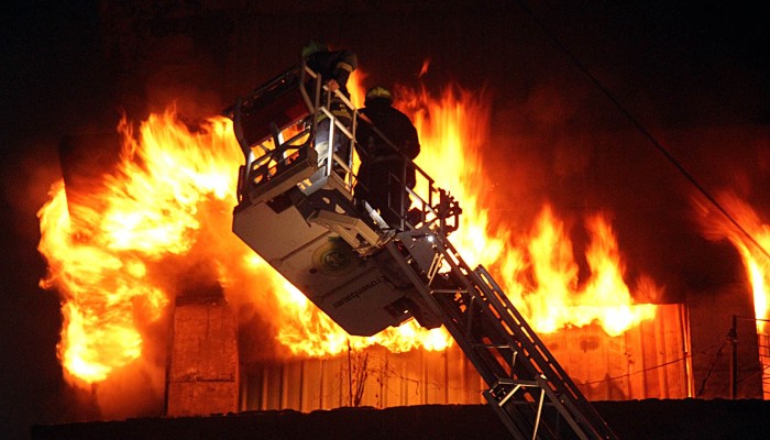 ​গুলিস্তানের খদ্দর বাজারে আগুন