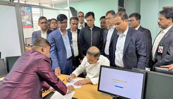 ঢাকা-১৭ আসনে ভোটার হলেন তারেক রহমান