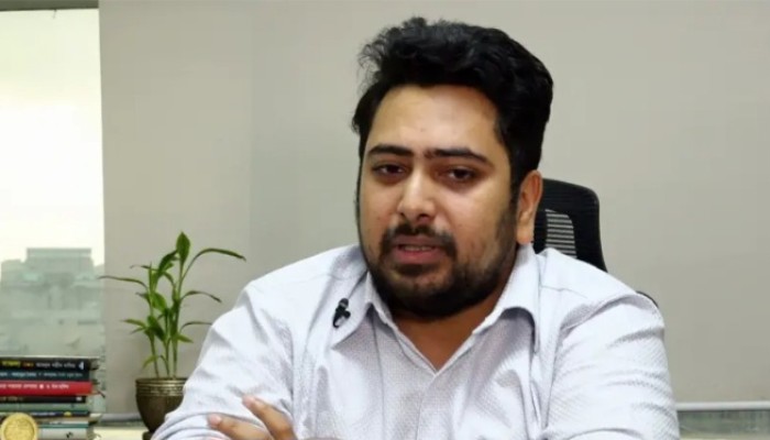 জামায়াতের সঙ্গে জোট চান না এনসিপির ৩০ নেতা, নাহিদ ইসলামকে স্মারকলিপি