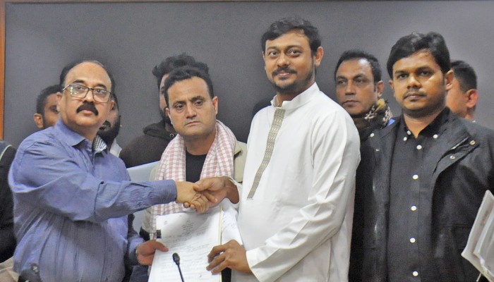 ​হাদির আসনে লড়বেন পাটওয়ারী