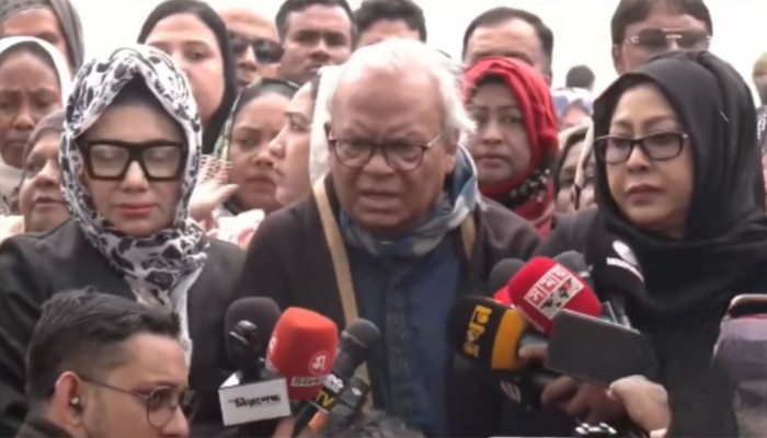 ​খালেদা জিয়ার দেখানো পথ ধরেই এগিয়ে যাবে বিএনপি: রিজভী