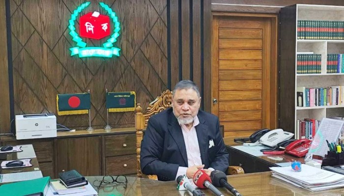 ​নির্বাচনের পরিবেশ সন্তোষজনক : সিইসি