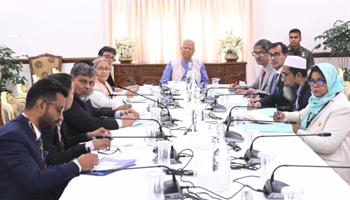 ​গভীর সমুদ্রে গবেষণা ও সমস্যা চিহ্নিত করতে গুরুত্বারোপ প্রধান উপদেষ্টার