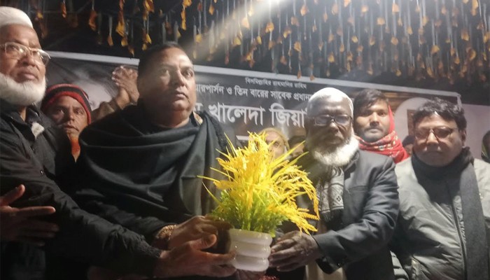 ​জামায়াতের সাবেক আমিরসহ ৫ শতাধিক নেতাকর্মীর বিএনপিতে যোগদান