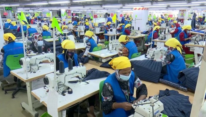 ​পোশাক শিল্পে বড় ধাক্কা: ২৬ দেশে রফতানি কমেছে