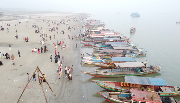 ​পর্যটনের নতুন দুয়ার: এক স্থানে দাঁড়িয়েই দেখা যাবে সূর্যোদয় ও সূর্যাস্ত