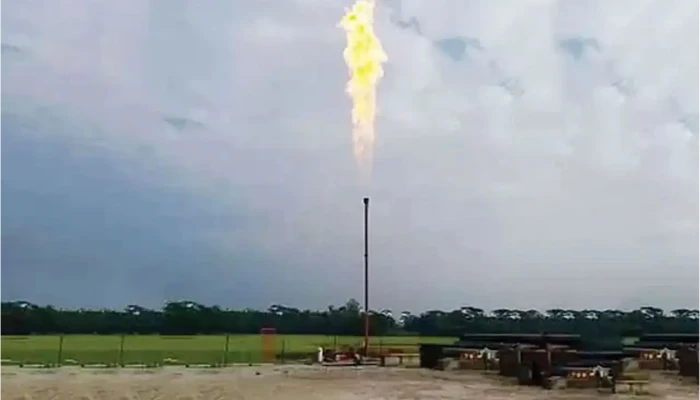 ​ভোলার গ্যাস এলএনজি করে আনতে গণশুনানি ডাকলো বিইআরসি