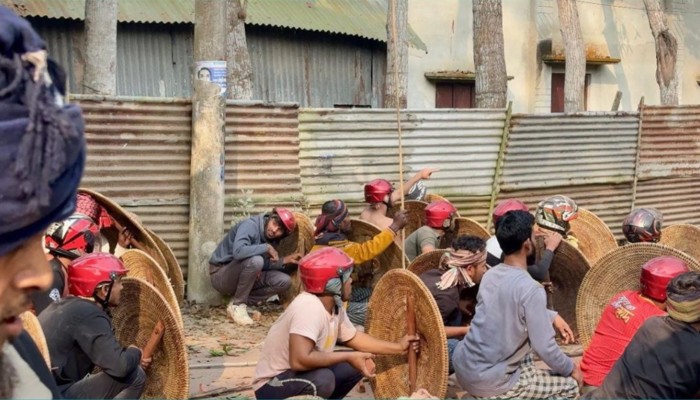 ​ভাঙ্গায় আধিপত্য নিয়ে সংঘর্ষ, নারীসহ আহত ২৫