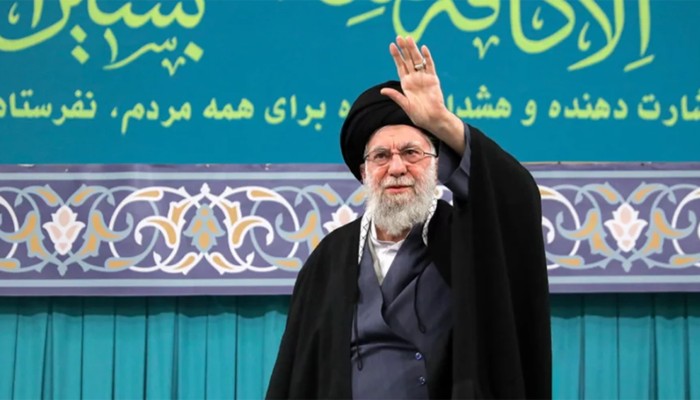 ‘পূর্ণমাত্রার যুদ্ধের’ হুঁশিয়ারি ইরানের