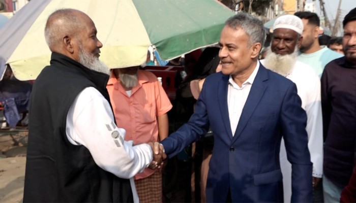 ​জনগণ যেখানে সোচ্চার থাকে, ষড়যন্ত্র সেখানে ব্যর্থ হয়: রবিউল আলম