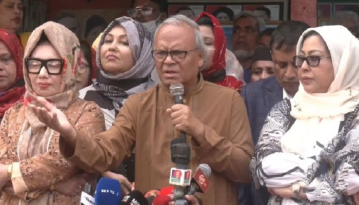 আপনারা কেন একজন নারীকেও মনোনয়ন দেননি?