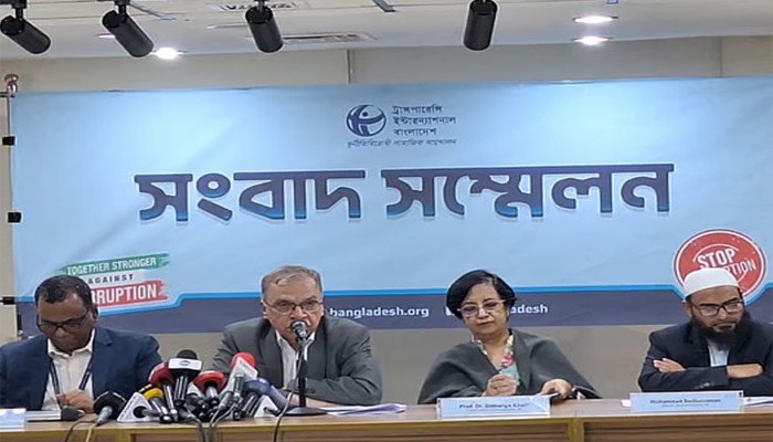 মব সহিংসতা নিয়ন্ত্রণে ব্যর্থ হলে নির্বাচনে প্রভাব পড়বে: টিআইবি