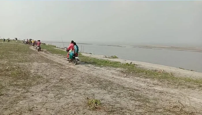 ​মানিকগঞ্জের দুর্গম চরগুলোতে নেই নির্বাচনের উত্তাপ