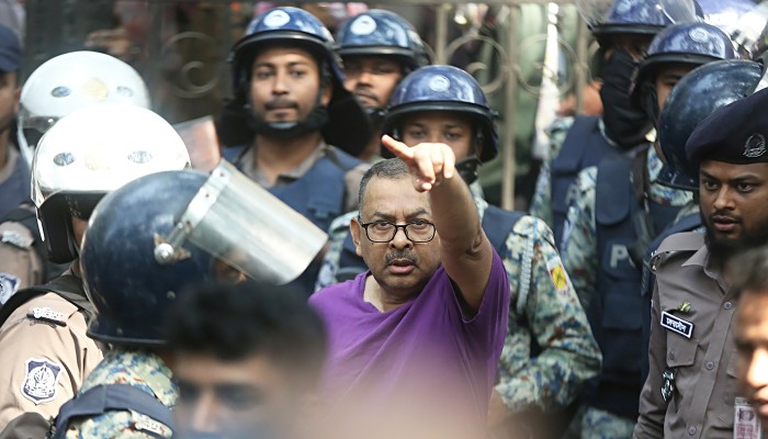 প্রধান উপদেষ্টার বাসভবন এলাকায় ১৪৪ ধারা জারি
