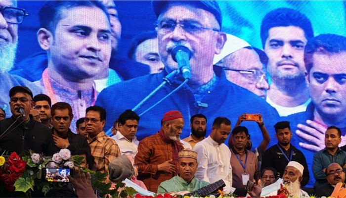 ​নিরপরাধ আ. লীগ নেতাকর্মীদের প্রতি উদার হতে হবে : আলাল