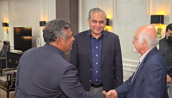 ​নাকভিকে কৃতজ্ঞতা জানালেন বুলবুল, লাহোরে কী নিয়ে হলো আলোচনা