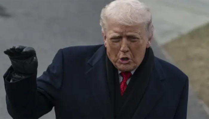 ​মধ্যপ্রাচ্যে আরেকটি রণতরী পাঠানোর ইঙ্গিত ট্রাম্পের