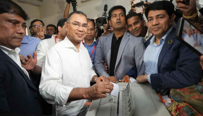 ​ত্রয়োদশ জাতীয় সংসদ নির্বাচনে ভোট দিলেন তারেক রহমান